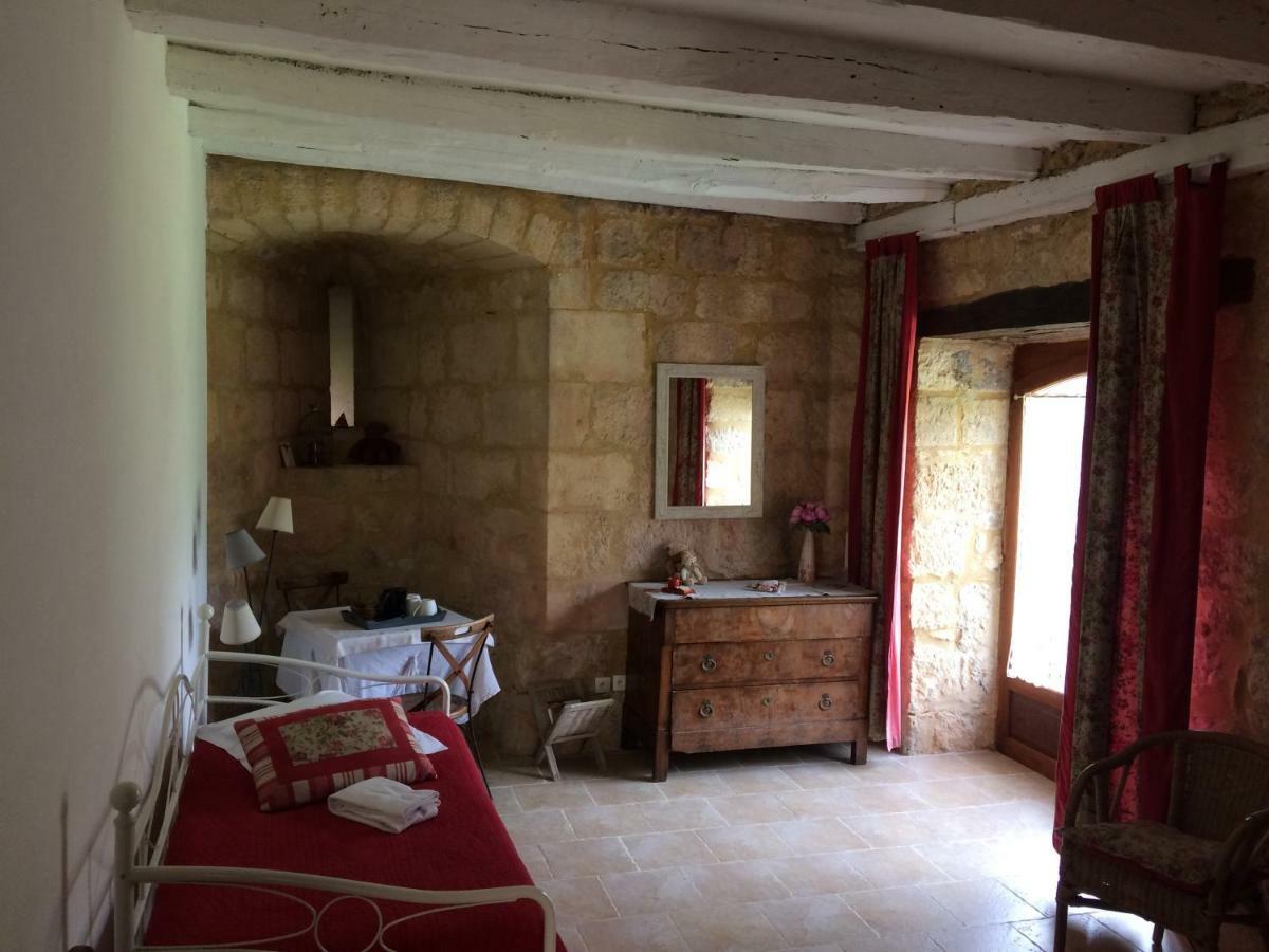 Chambres D'Hotes La Licorne Valojoulx Kültér fotó